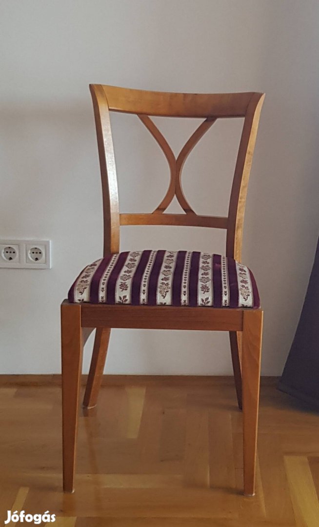 Kárpitozott szék