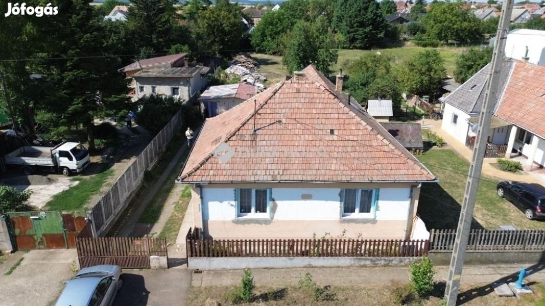 Kartali eladó 105 nm-es ház