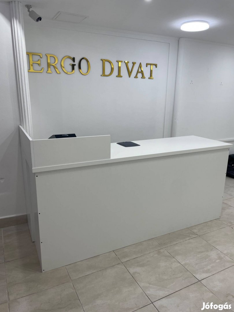 Kassza pult, recepciós pult