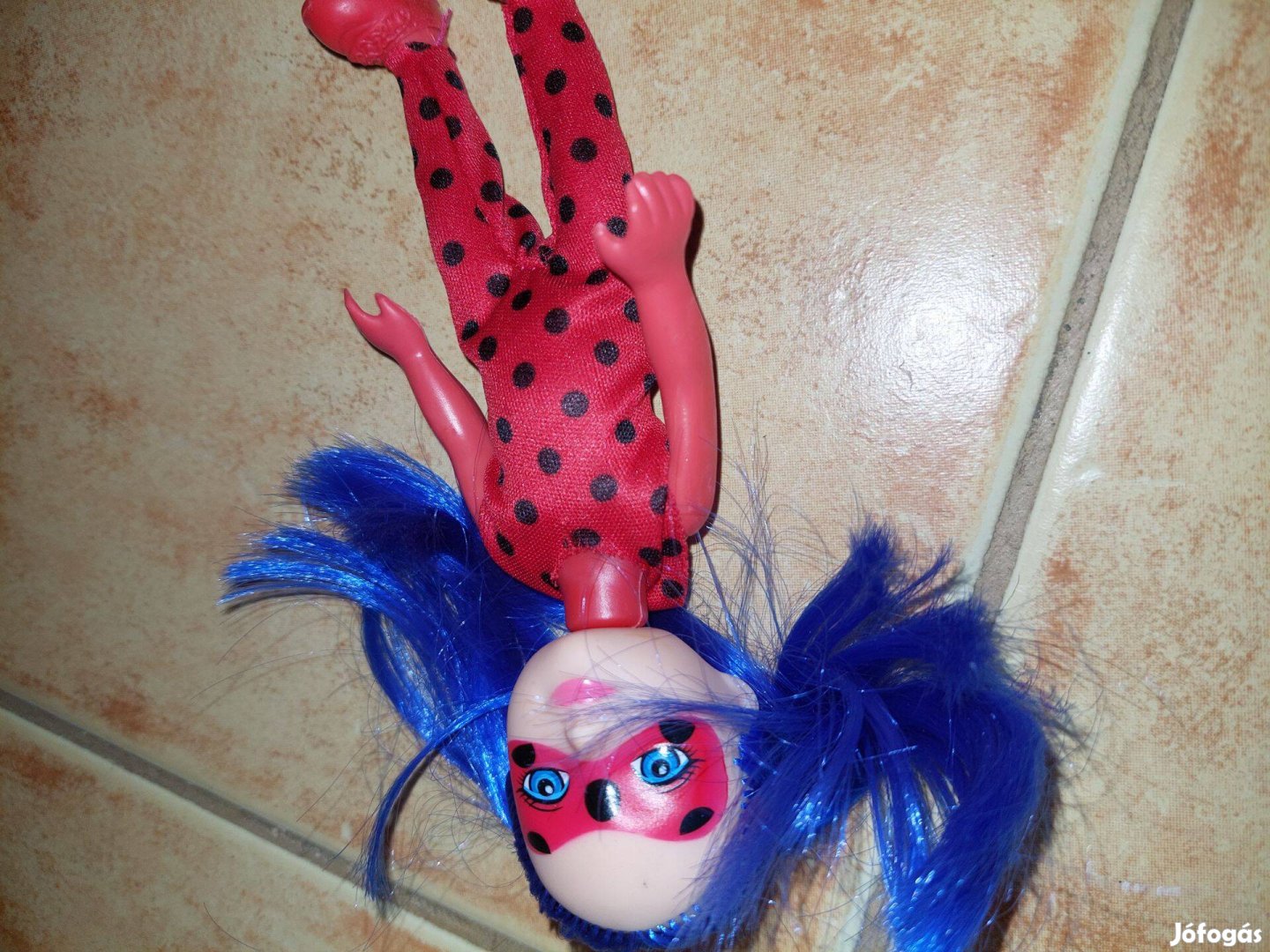 Katica baba 15 cm
