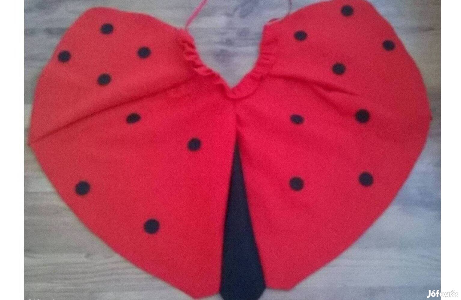 Katica jelmez, palást óvodás méret