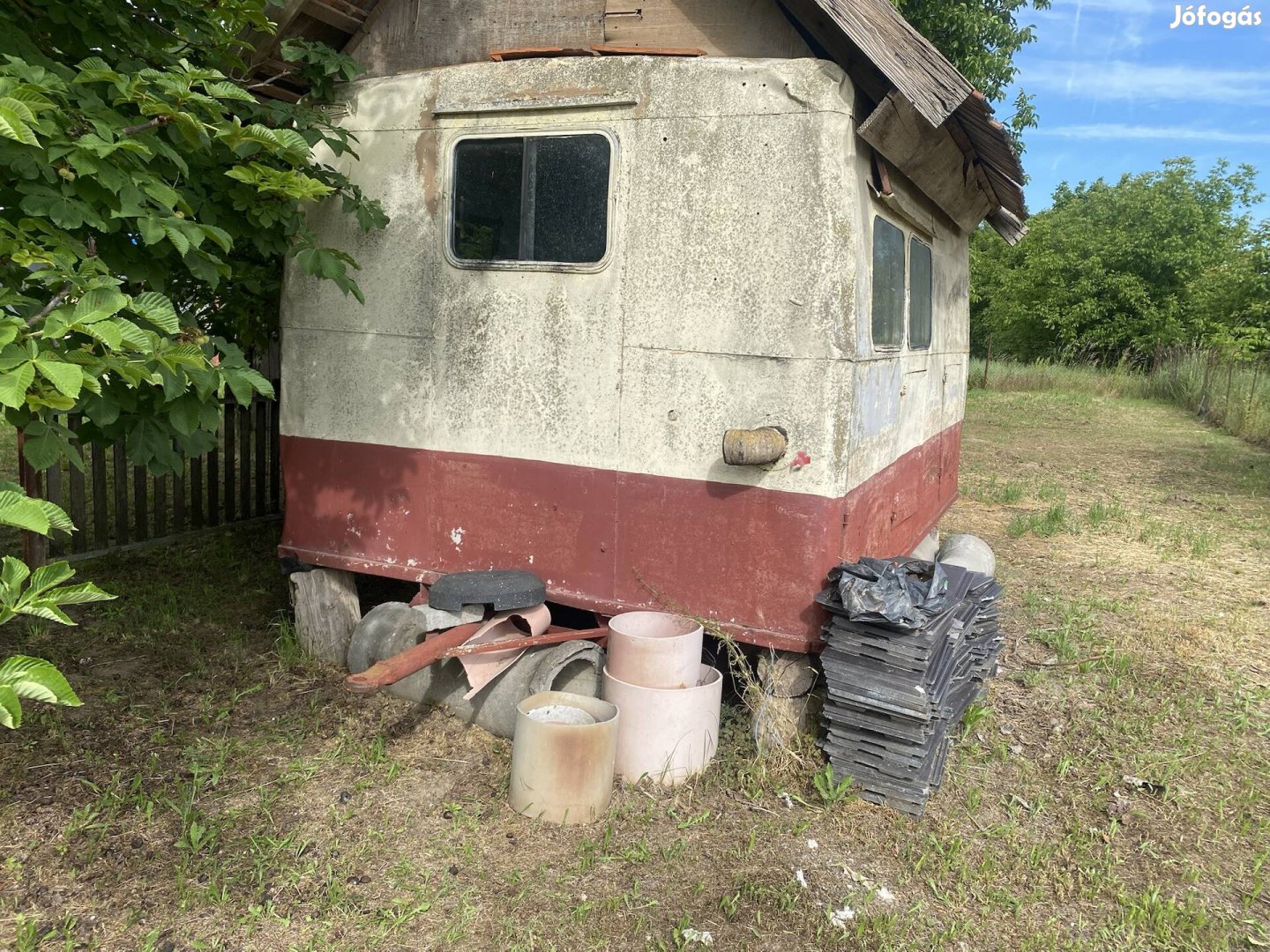 Katonai Bódé 230*370 
