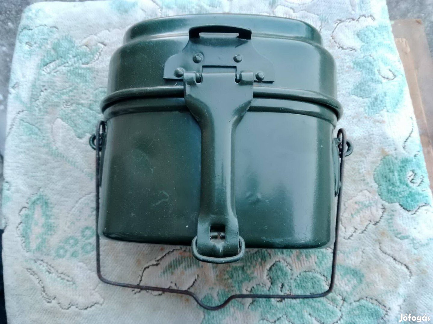 Katonai Csajka eladó