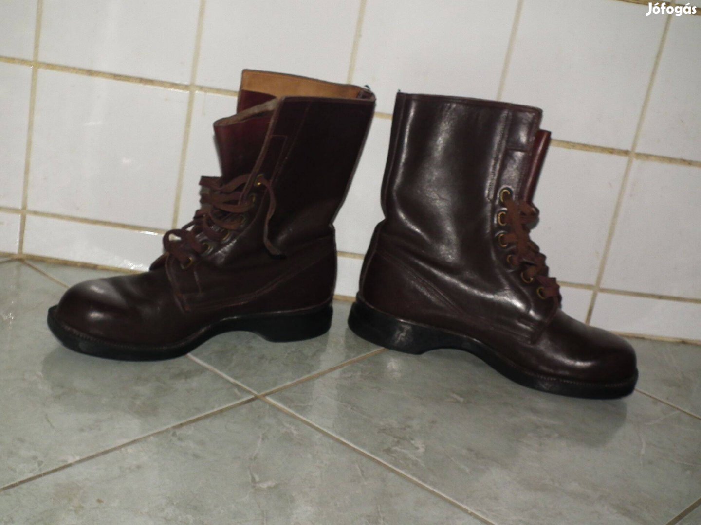 Katonai bakancs surranó újszerű csatokpántok nélküli 41 -es