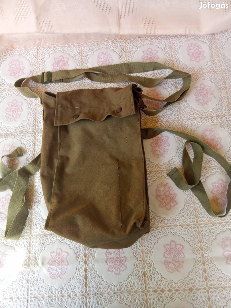 Katonai gázálarc táska, szimatszatyor, kisebb méretű 