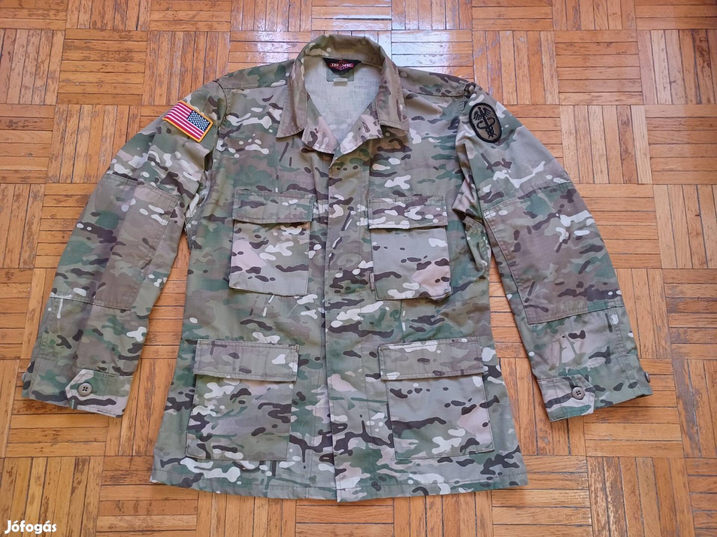 Katonai taktikai multicam zubbony