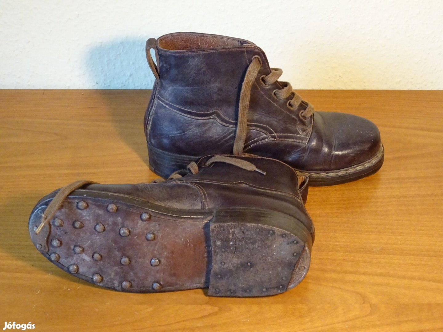 Katonai túra bakancs