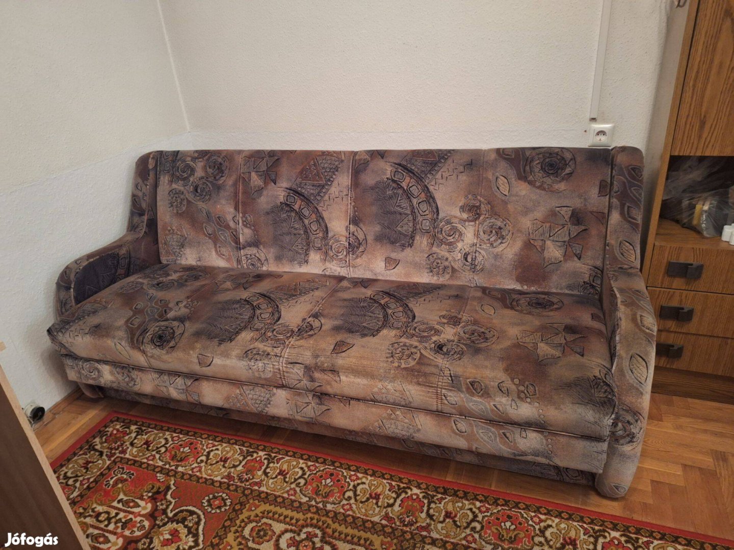 Kattanós rekamé, kinyithatós ágy