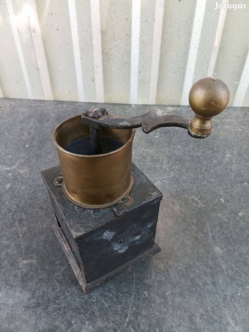 Kávédaráló Barokk vas tölcséres kávédaráló nagyon jó ár