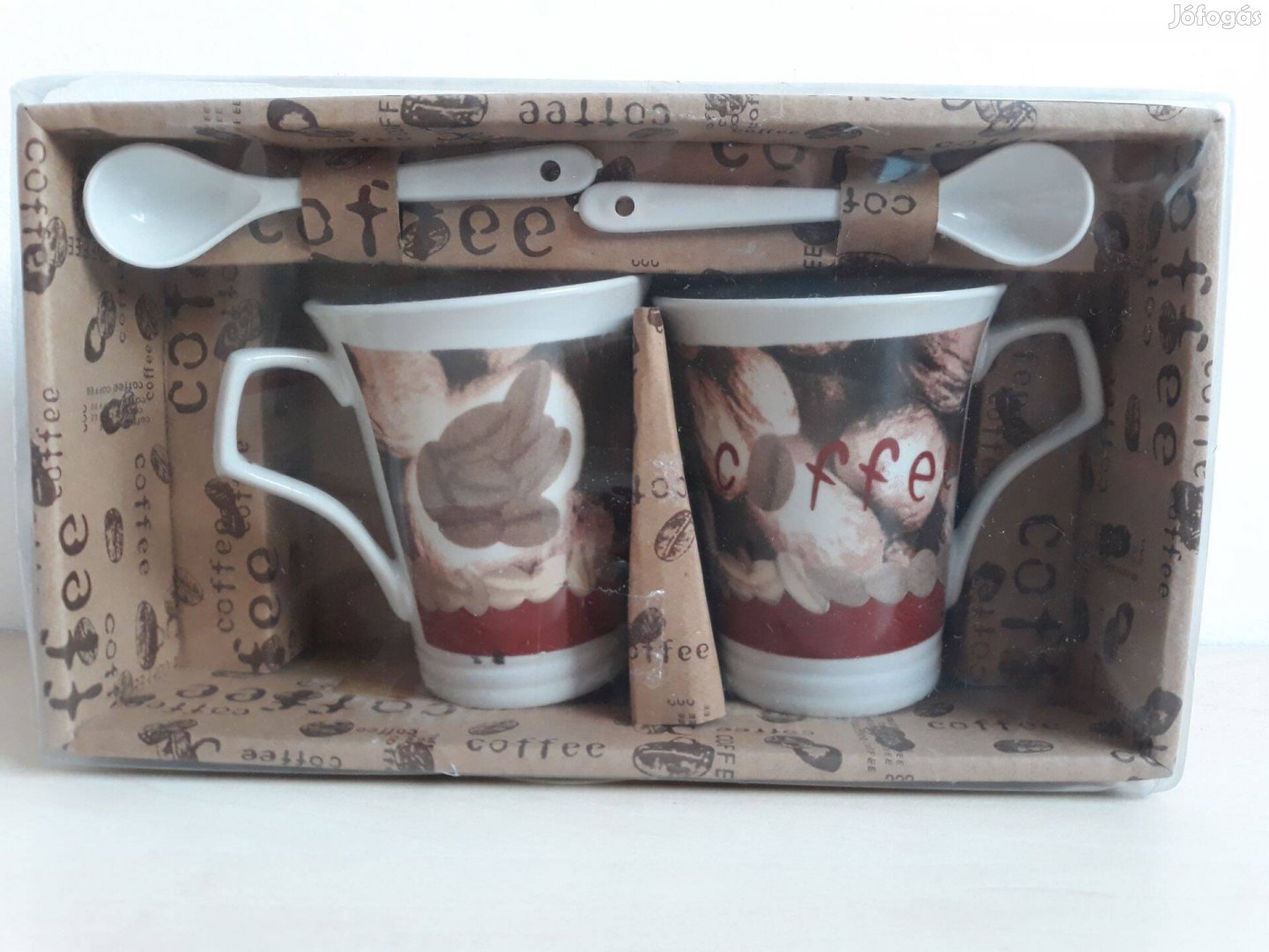Kávészett eredeti dobozában