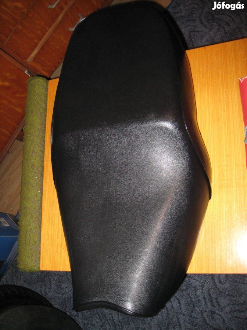 Kawasaki ER5 Gyári ülés hibátlan állapotban