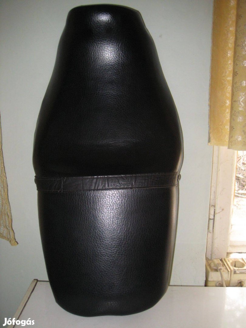 Kawasaki ER5 ülés jo állapotban