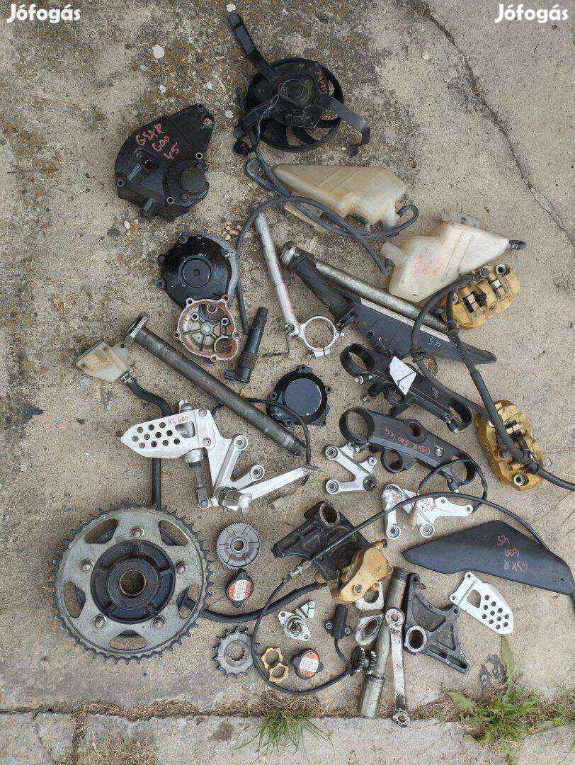 Kawasaki Gsxr 600 K4 , K5 alkatrész