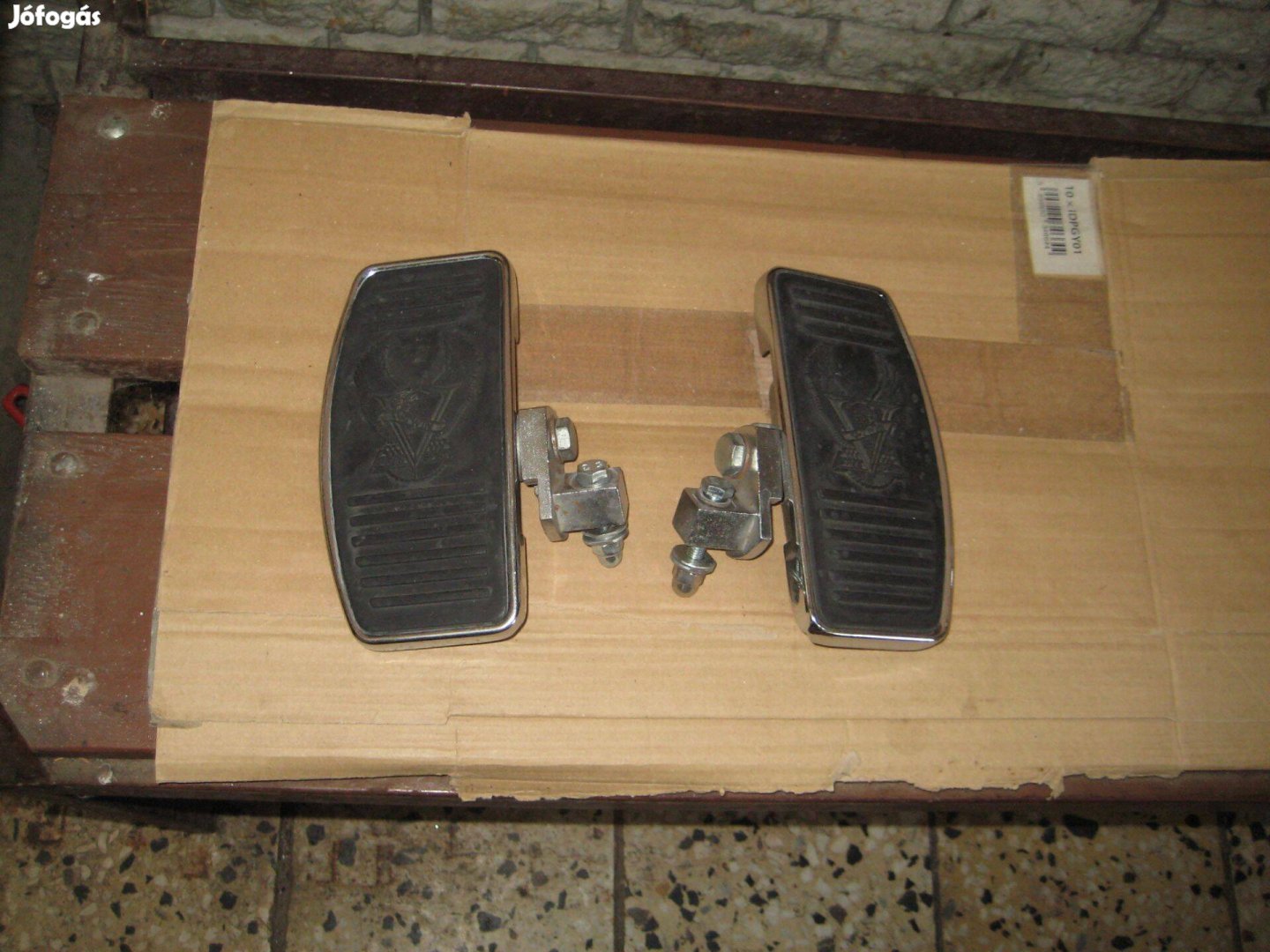 Kawasaki VN 800 utas lábtartók