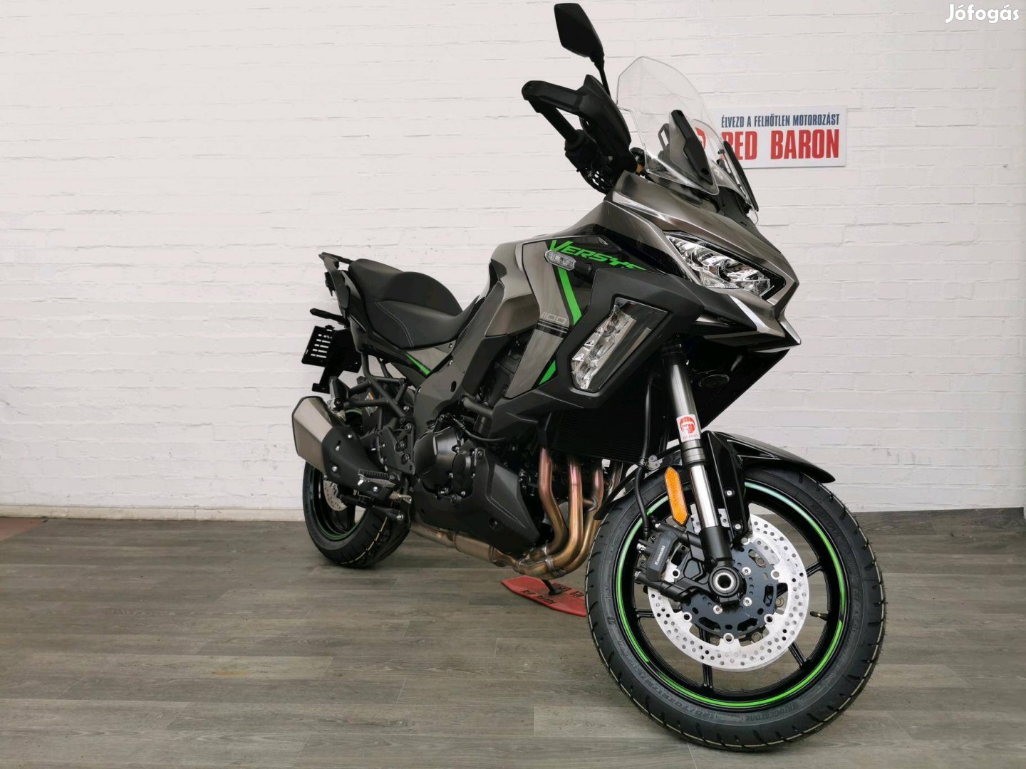 Kawasaki Versys 1100 4+1 év kiterjesztett Red B...