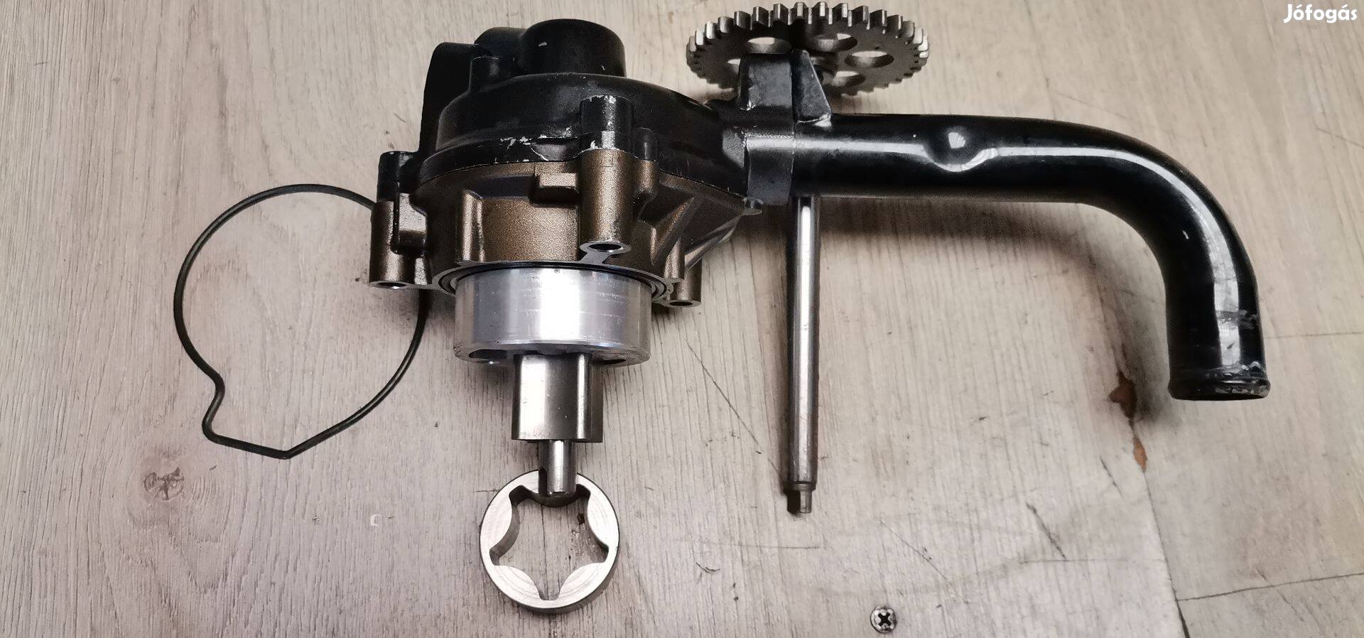 Kawasaki Z750s 04' vízpumpa 1668