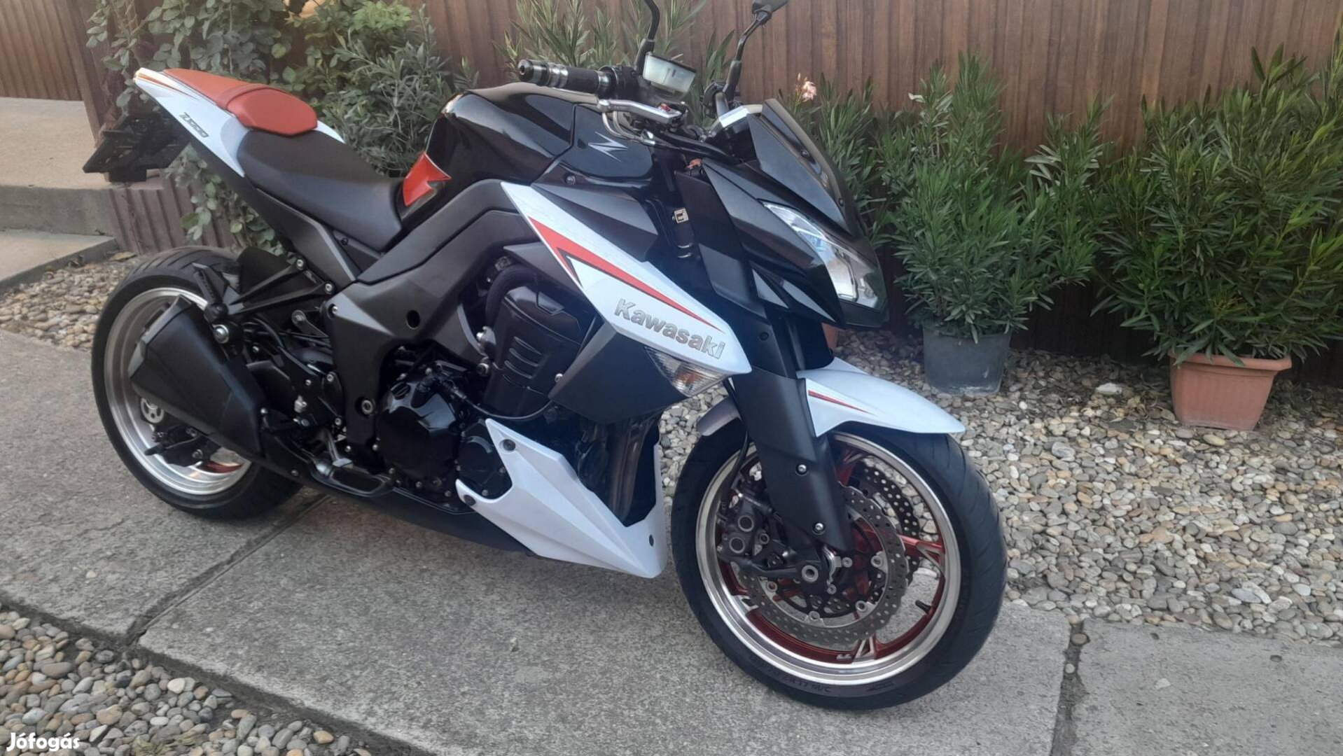 Kawasaki Z 1000 gyári állapot (Limited Edition)