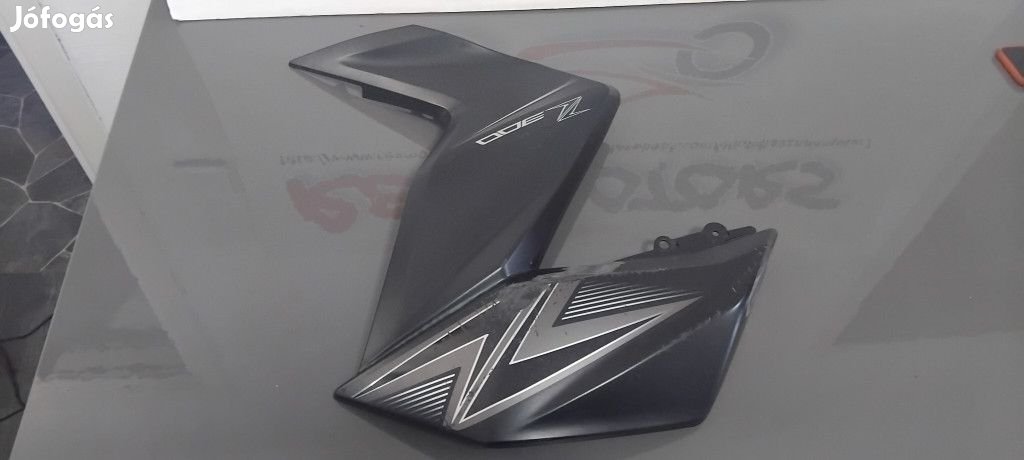 Kawasaki Z 300 Bal oldali idom, javított