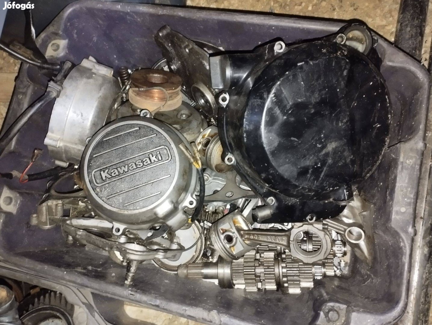 Kawasaki Z 650 blokk alkatrészek