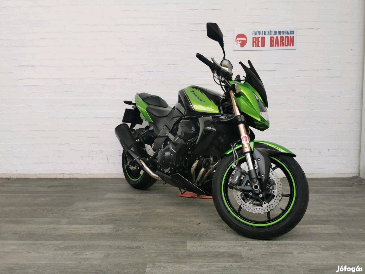 Kawasaki Z 750 Entry Bike! RED Baron Garanciával!