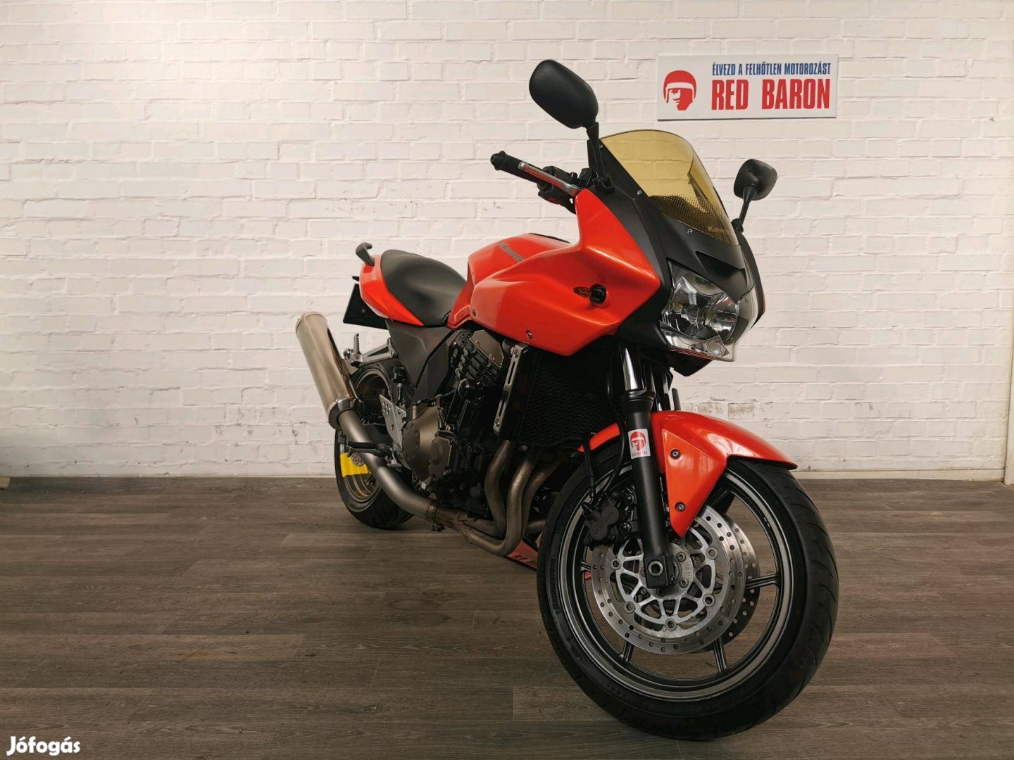 Kawasaki Z 750 Entry Bike! RED Baron Garanciával!