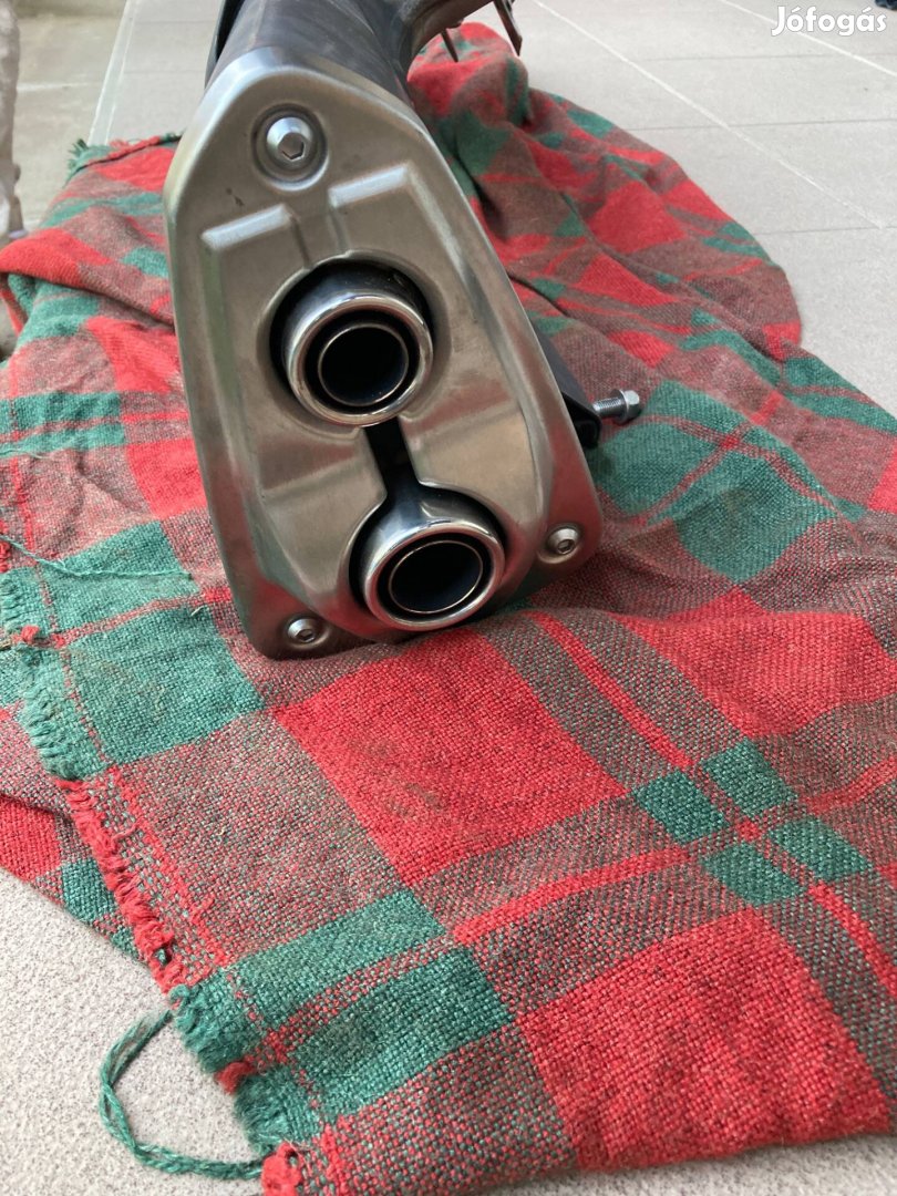 Kawasaki Z 800 kipufogó ZR 800