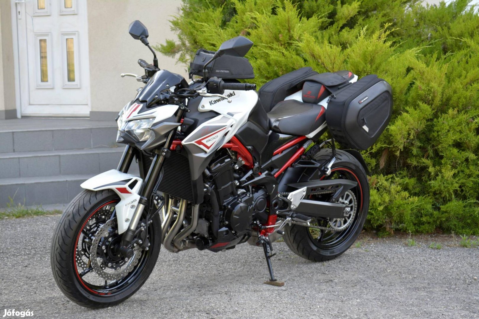 Kawasaki Z 900 1-Tulaj.Sok Extra.KARC és Sérülé...