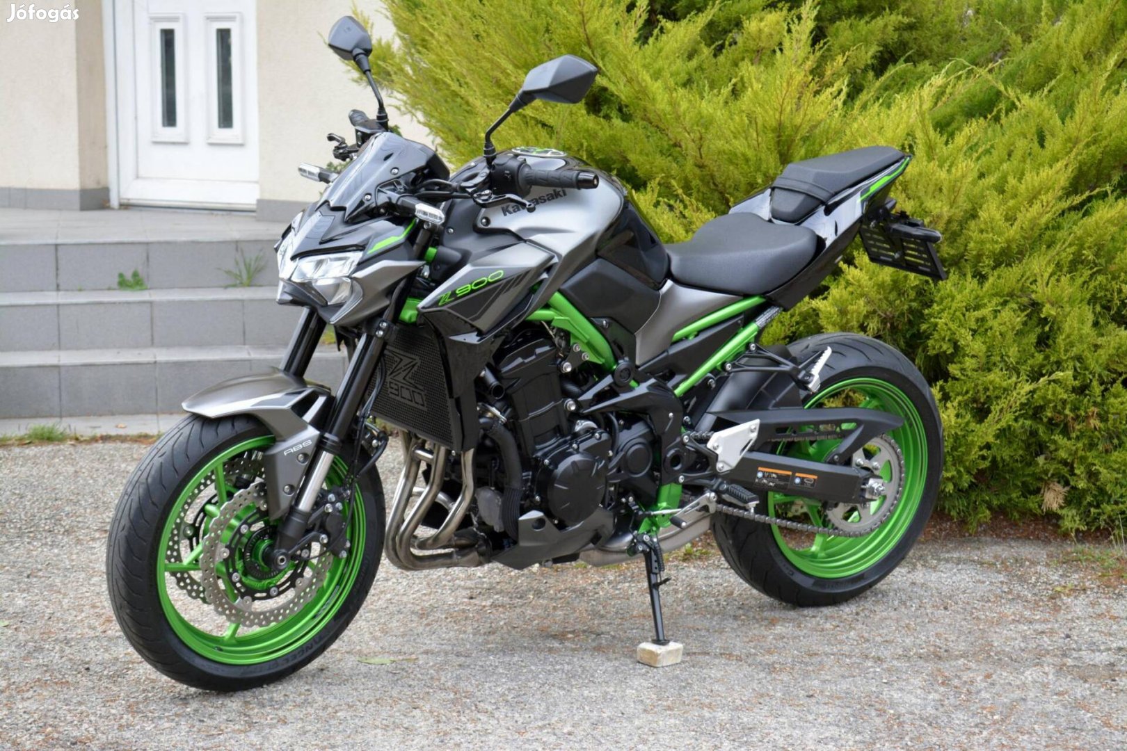 Kawasaki Z 900 35KW/A2.1-Tulaj.VEZ.SZ.Könyv.Sér...