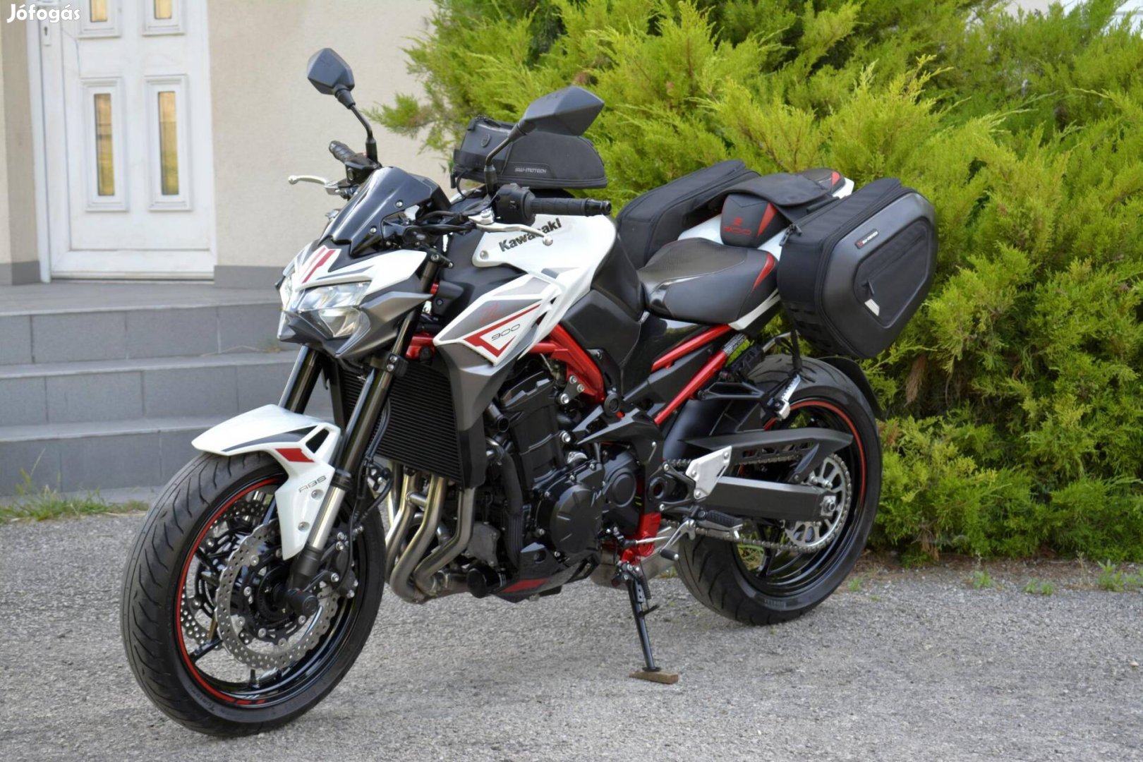 Kawasaki Z 900 ABS.TC.2-Tulaj.VEZ.SZ.Könyv.Sérü...