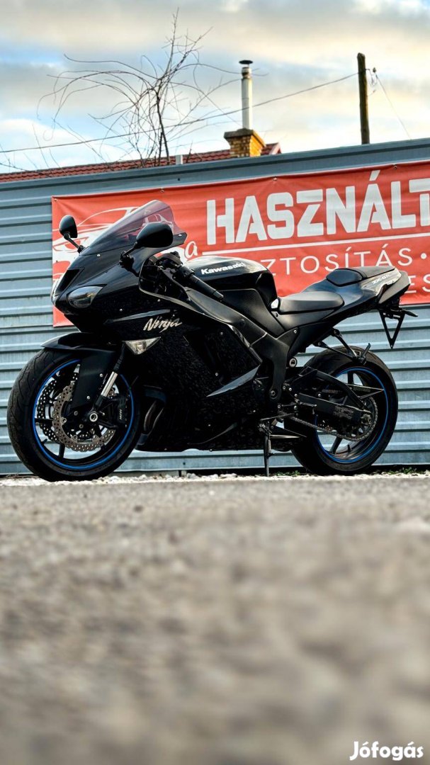 Kawasaki Zx-6R (NINJA) Black Edition