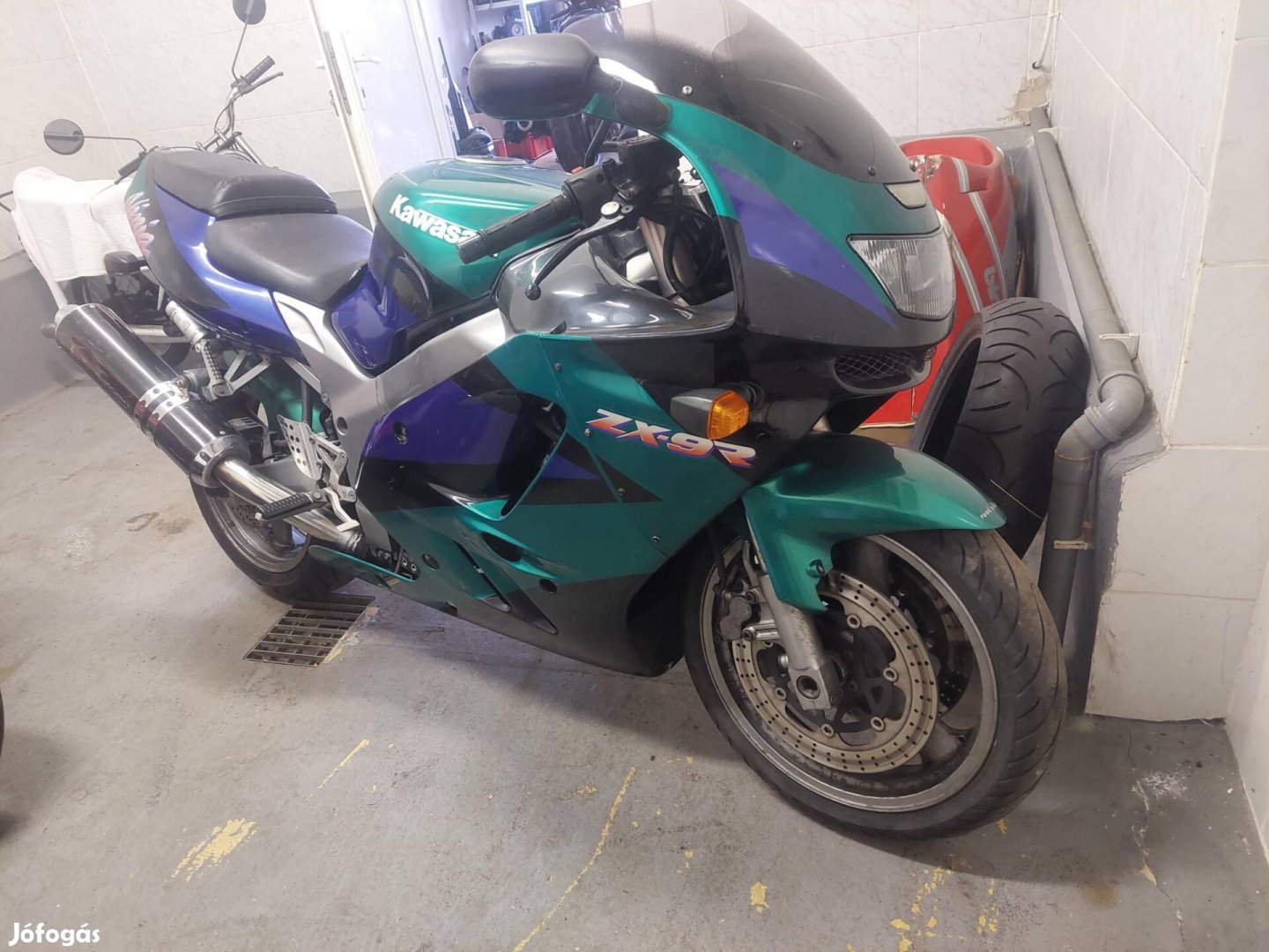 Kawasaki Zx-9R (NINJA)