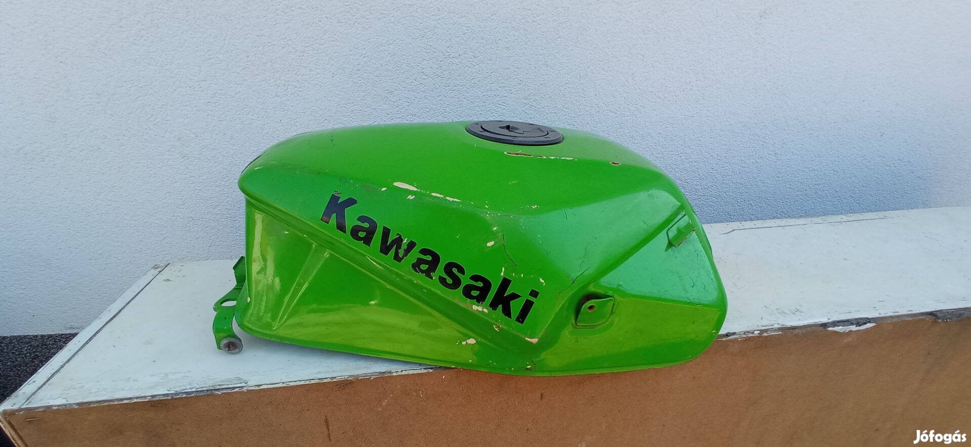 Kawasaki gpx600r üzemanyag tank
