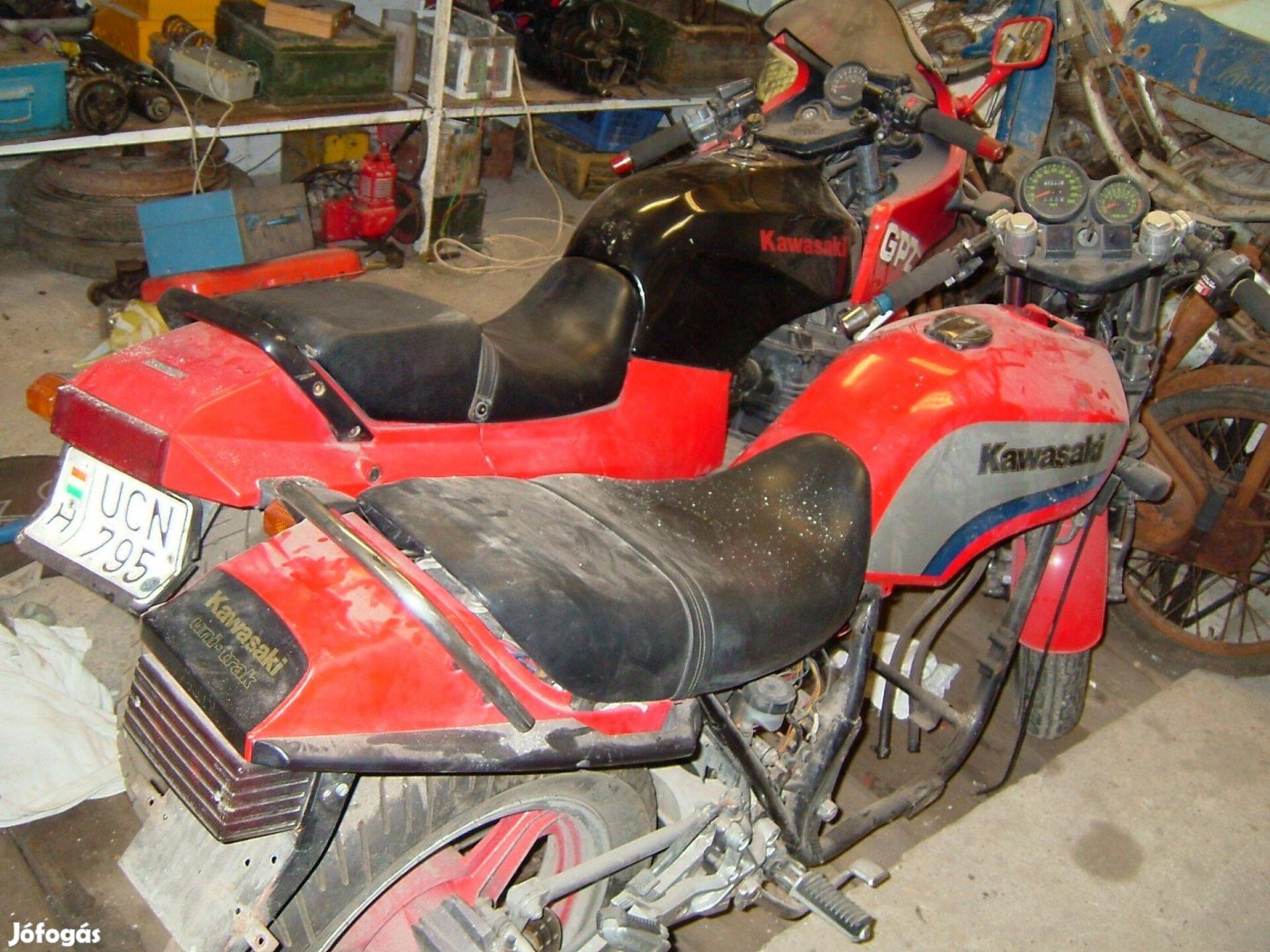 Kawasaki gpz alkatrészei