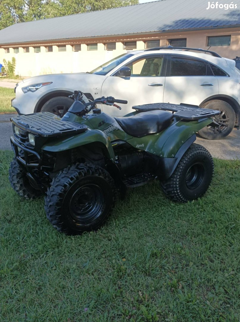 Kawasaki kvf 300 4x4 automata quad 