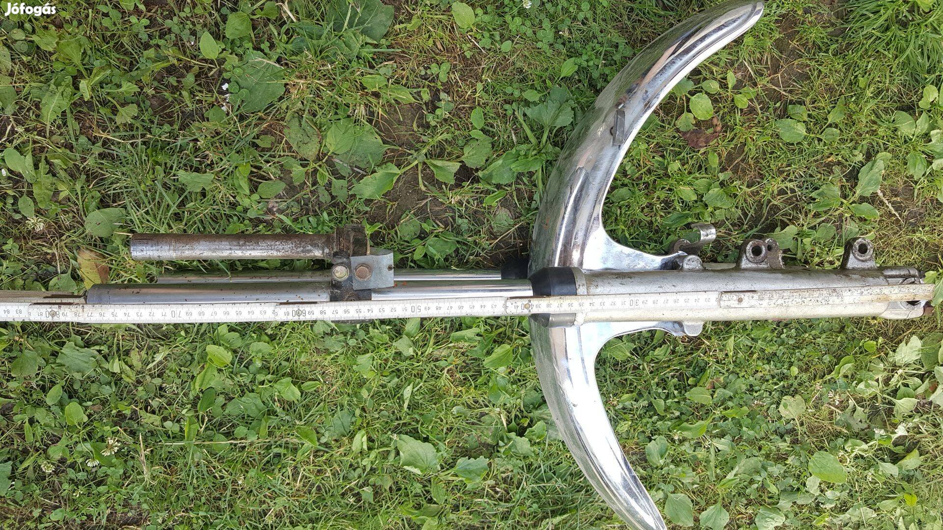 Kawasaki z650 első villa