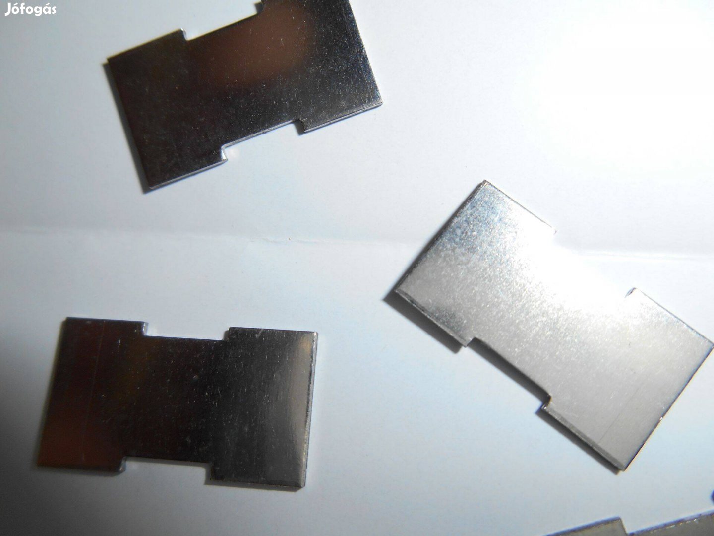 Kazetta alkatrész Árnyékoló permalloy lemezke