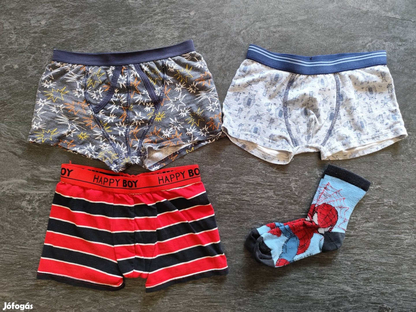 Kb 128-as boxer és 30-32-es zokni csomag 