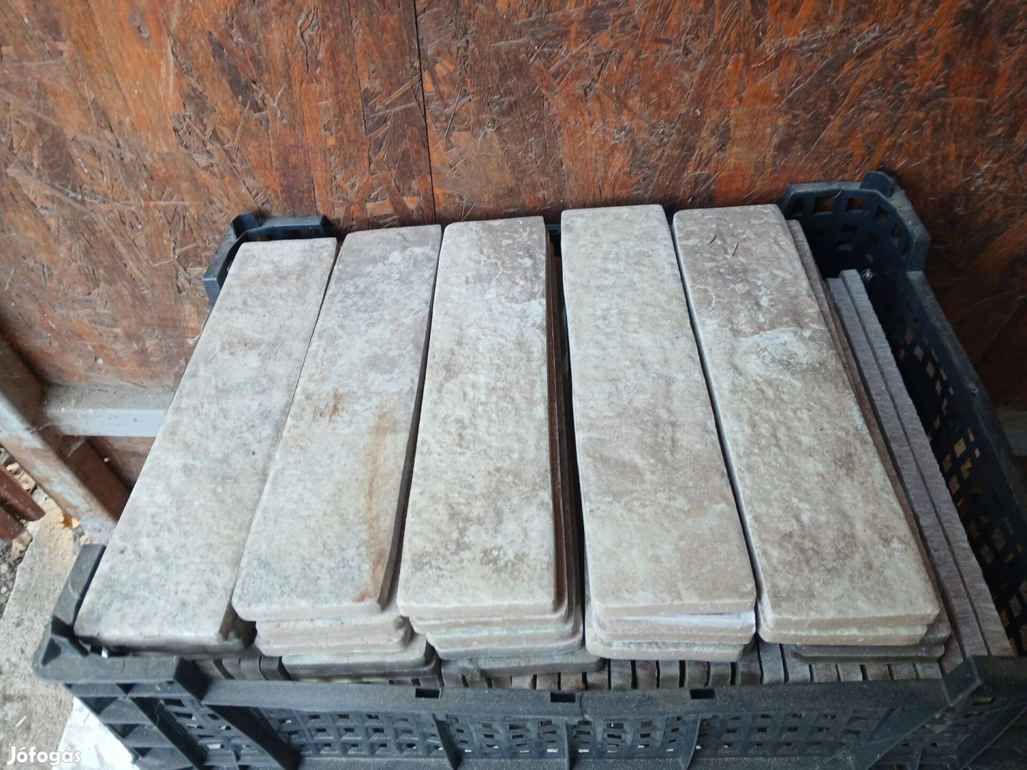 Kb. egy m2, maradék falicsempe eladó!