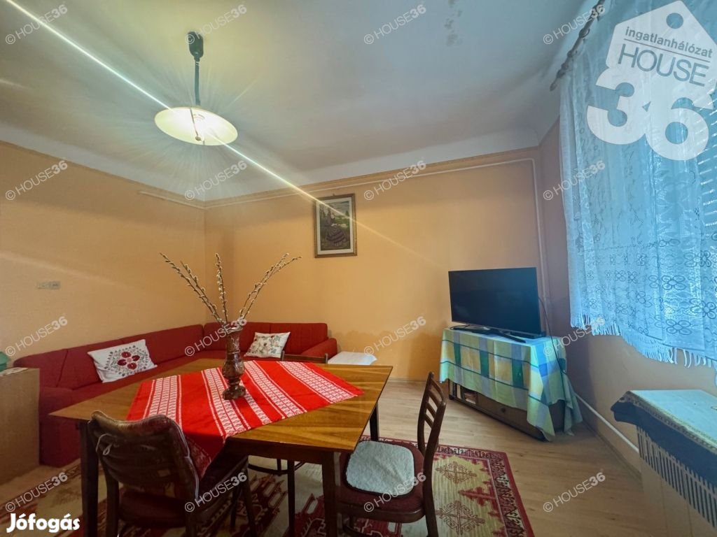 Kecskeméten a Máriavárosban ház eladó!