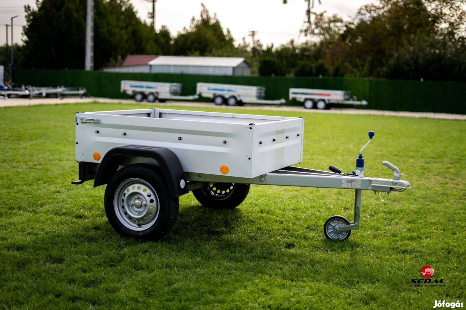 Kecskeméten új kisméretű német utánfutó akciósan csak 315.000 Ft