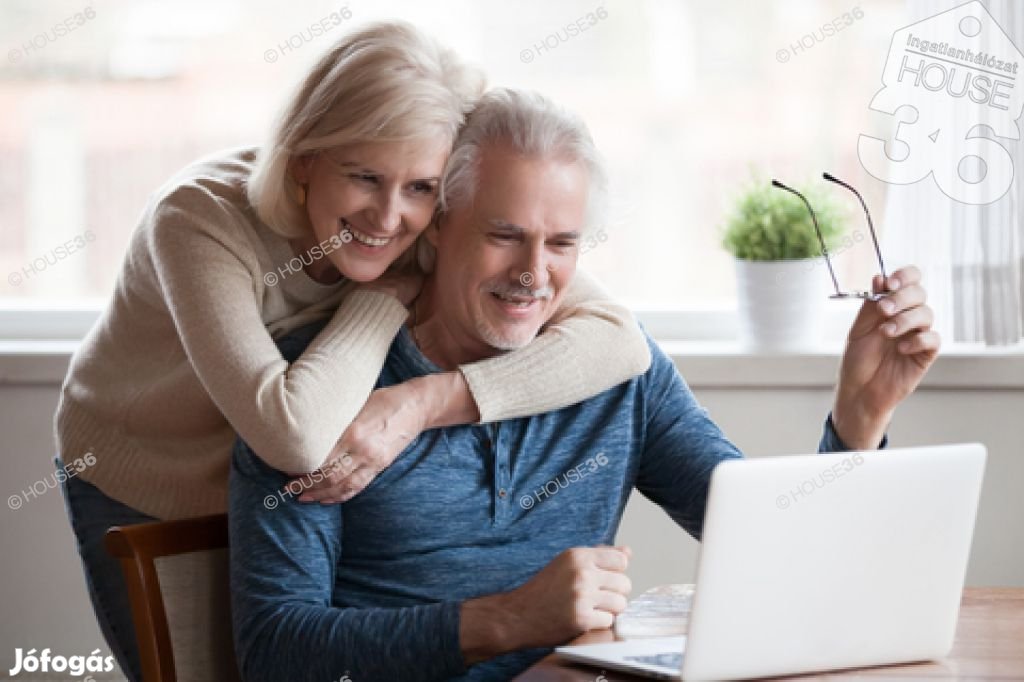 Kecskeméti 157 nm-es lakás eladó