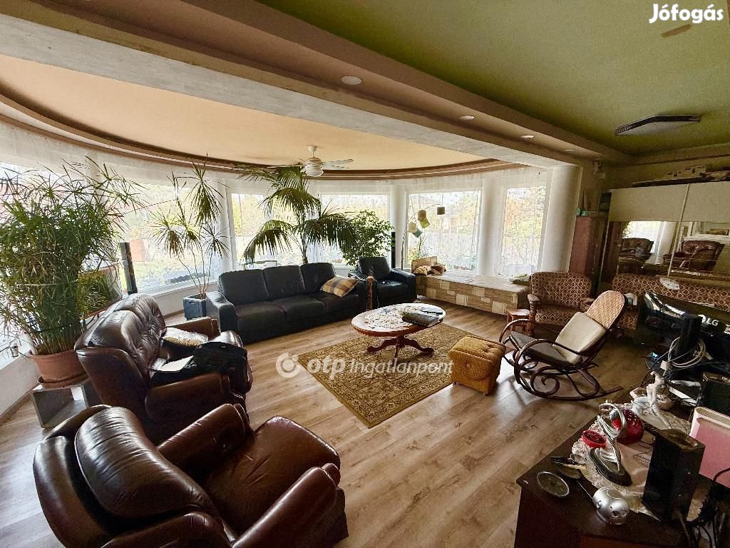 Kecskeméti eladó 135 nm-es ház