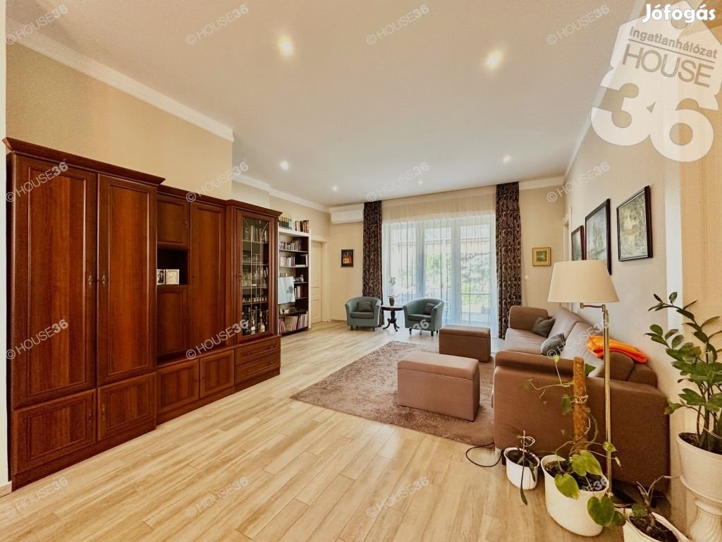 Kecskeméti eladó 200 nm-es ház