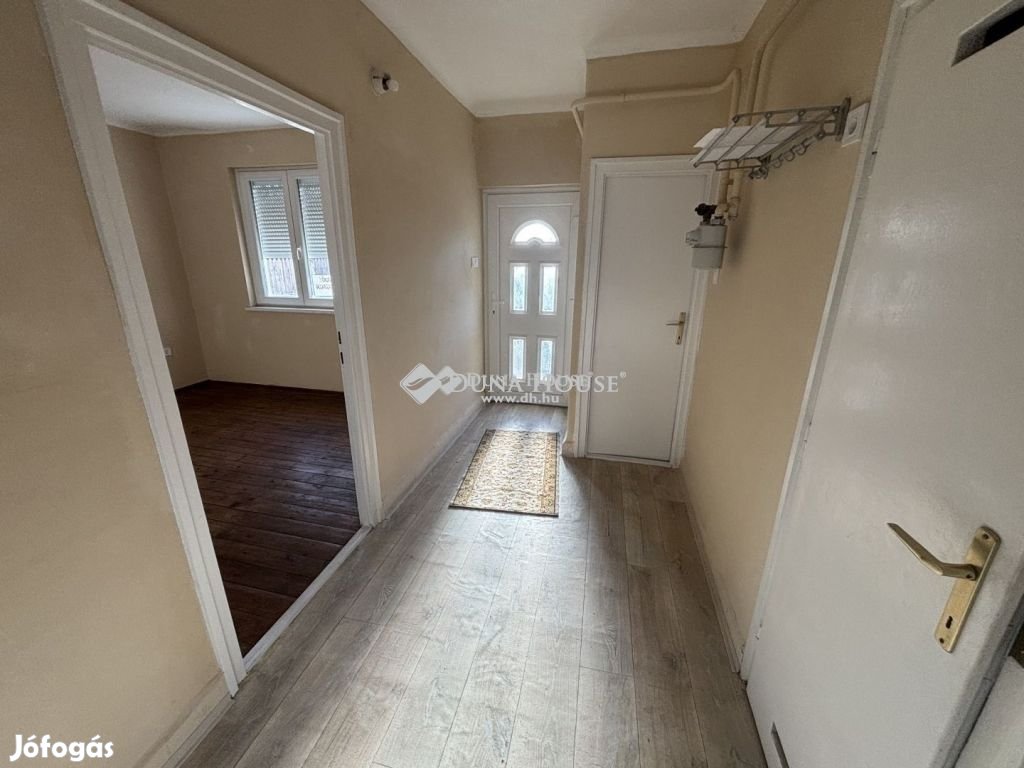 Kecskeméti eladó 62 nm-es ház