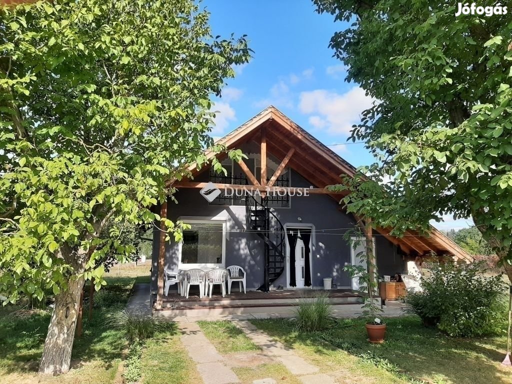 Kecskeméti eladó 65 nm-es ház