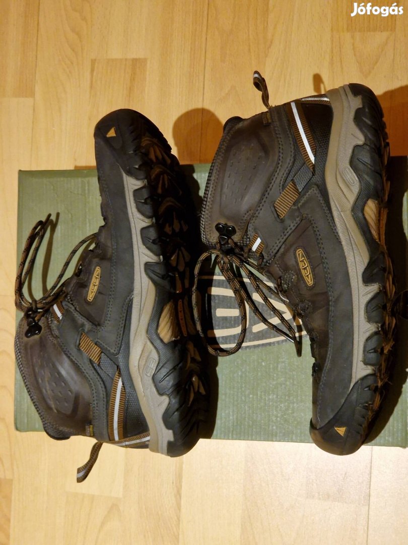 Keen targhee III bakancs téli 43