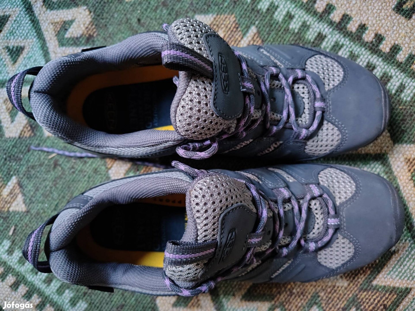 Keen vízálló sportcipő 40-es