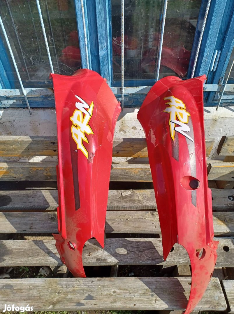 Keeway Arn ülés alatti idom