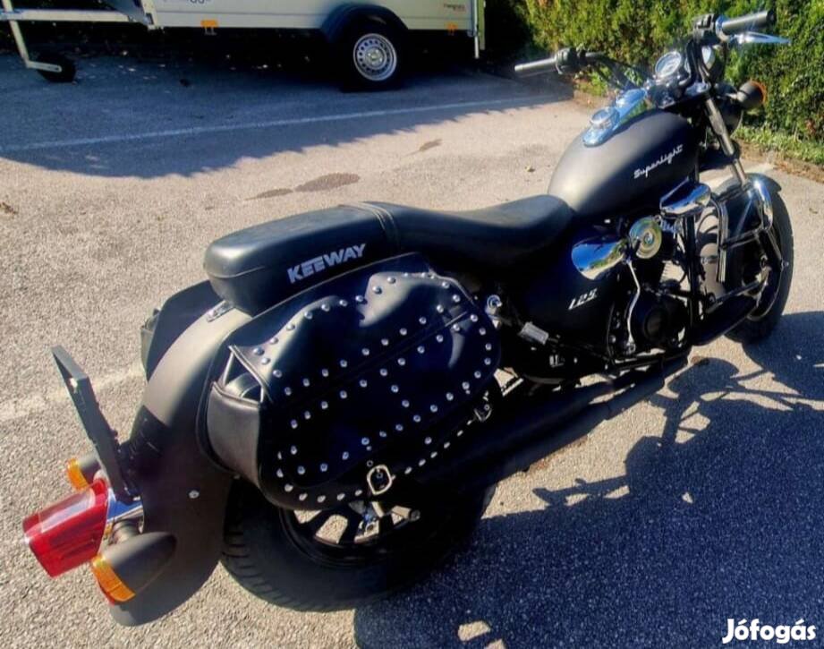Keeway K23 Superlight 125 Chopper