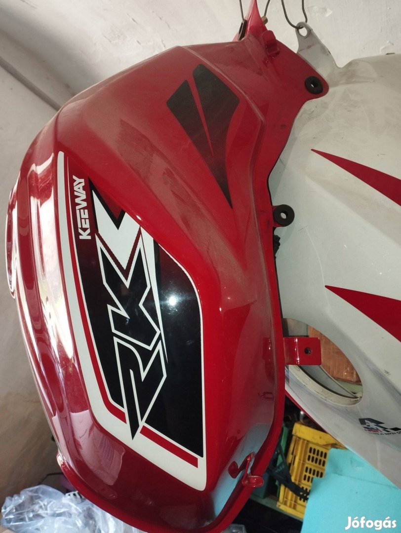 Keeway Rks 125 alkatrész , tank szivattyúval